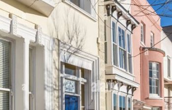 Travels through Farynshire: EassenBren Square